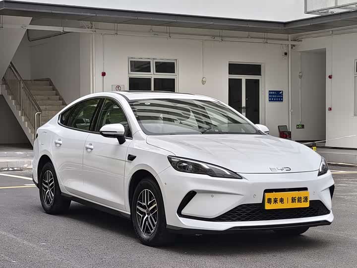 BYD Seal 05 DM-i Hybrid 2025 2025款 DM-i 智驾版 120KM旗舰型