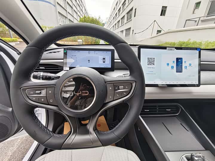 BYD Seal 05 DM-i Hybrid 2025 2025款 DM-i 智驾版 120KM旗舰型