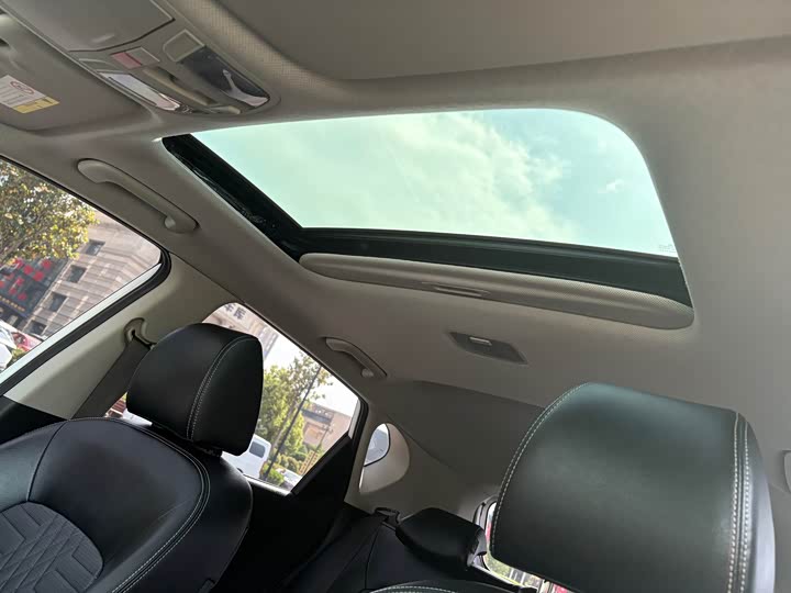 Kia Sonet 2024 2024款 1.5L 豪华智享版