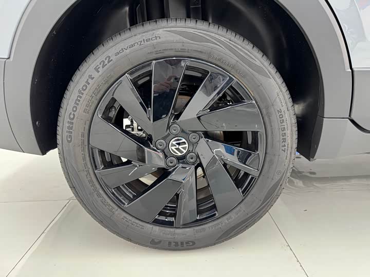 Volkswagen Tharu 2026 2026款 新锐 1.5L 锐意版
