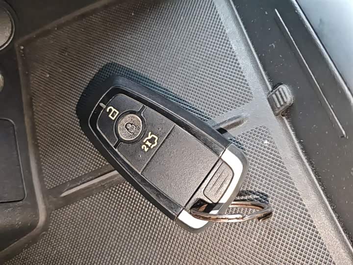 Ford Focus 2022 2022款 两厢 EcoBoost 180 自动ST Line