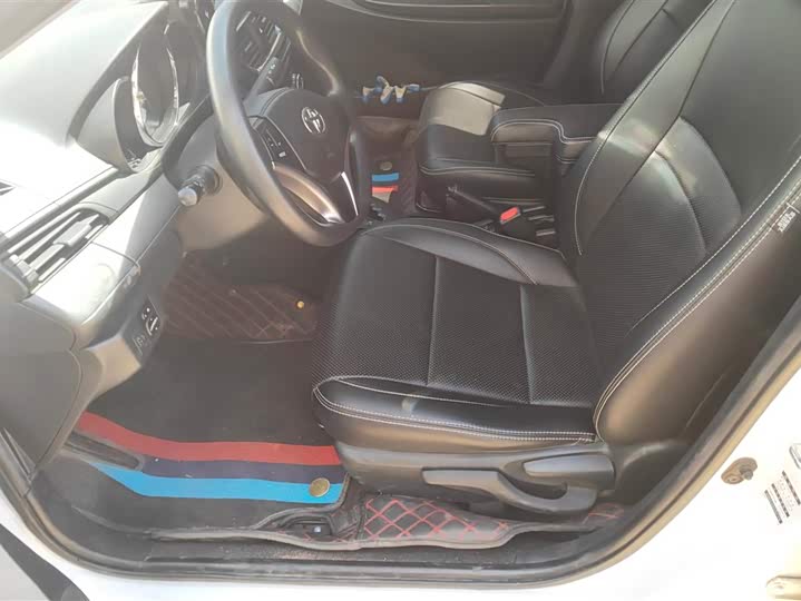 Фото 9 - Toyota Vios