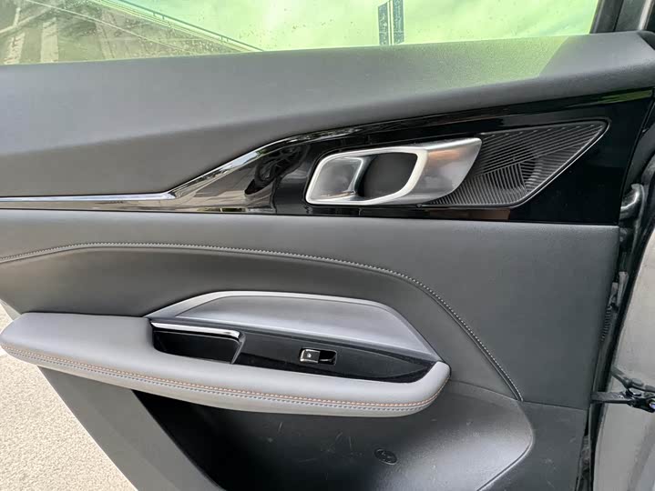 Changan Oshan Z6 2023 2023款 蓝鲸 1.5T DCT智尊型