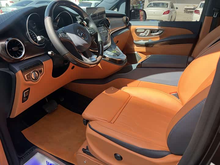 Mercedes-Benz V-Class 2022 2022款 V 260 领航版