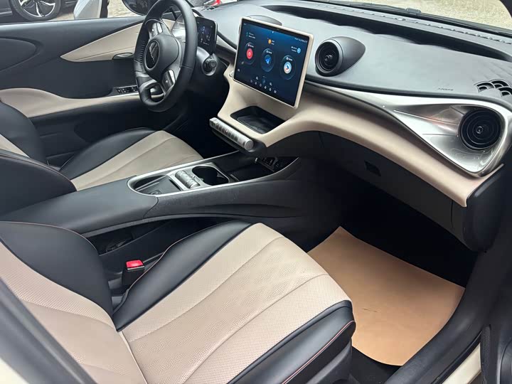 Фото 8 - BYD Dolphin