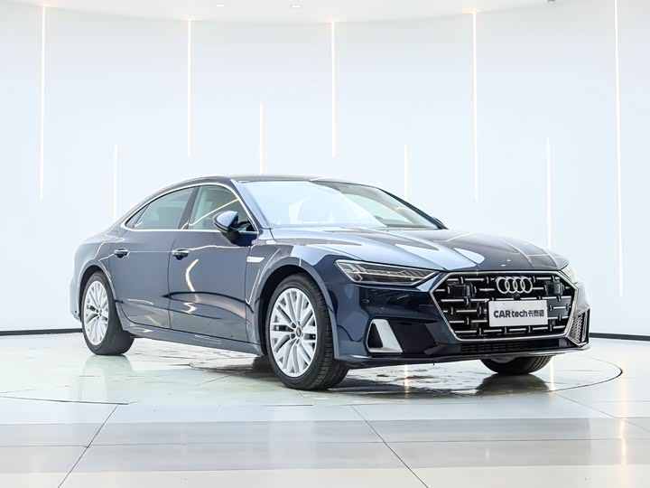 Zdjęcie 4 - Audi A7L