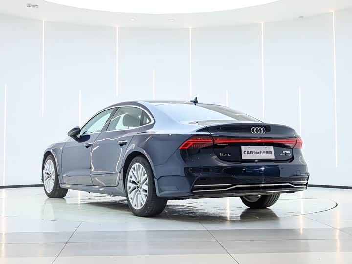 Zdjęcie 5 - Audi A7L