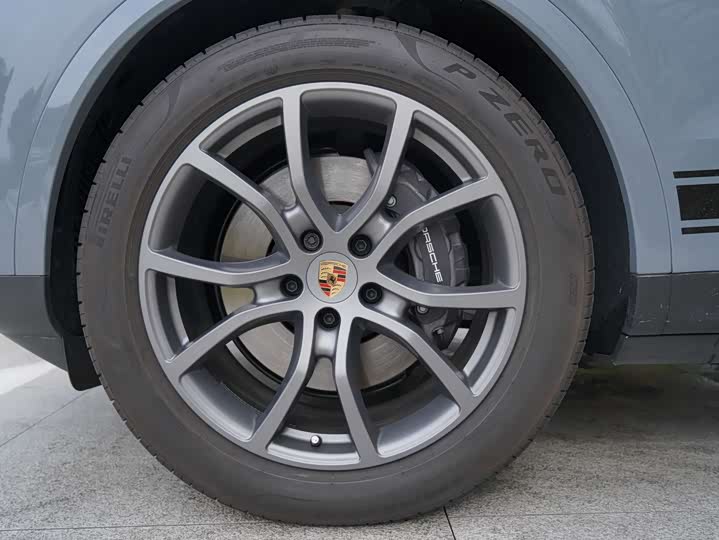 Porsche Cayenne 2025 2025款 Cayenne 3.0T 劲驰版