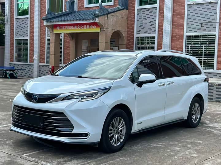 Toyota Sienna 2021 2021款 2.5L混动 尊贵版