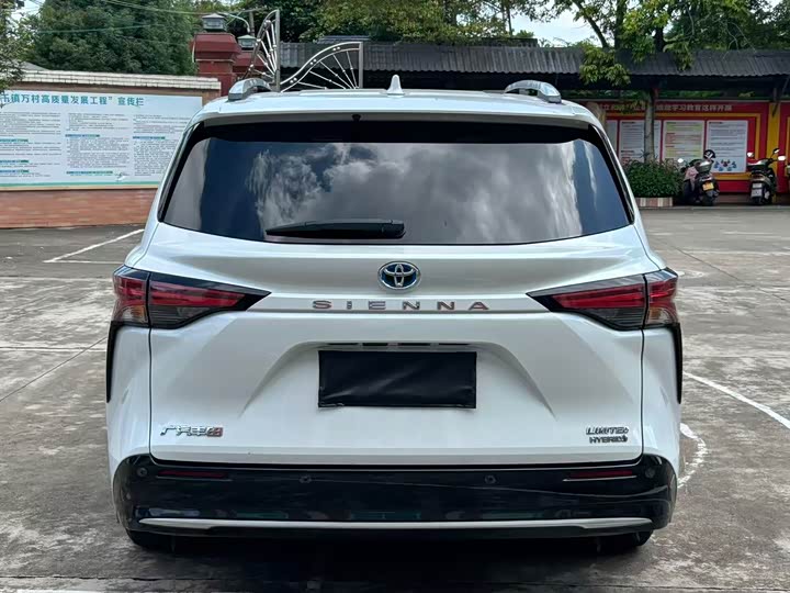 Toyota Sienna 2021 2021款 2.5L混动 尊贵版