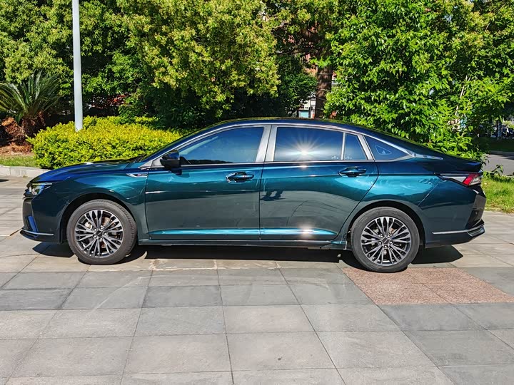 Dongfeng Aeolus Yixuan Max 2023 2023款 1.5T 超凡萌爸版
