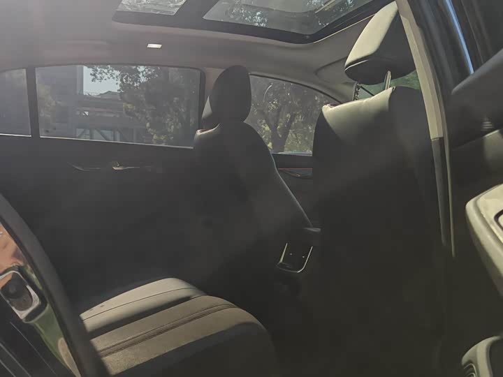 Dongfeng Aeolus Yixuan Max 2023 2023款 1.5T 超凡萌爸版
