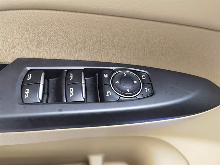 Buick GL8 ES 2021 2021款 ES陆尊 653T 豪华型