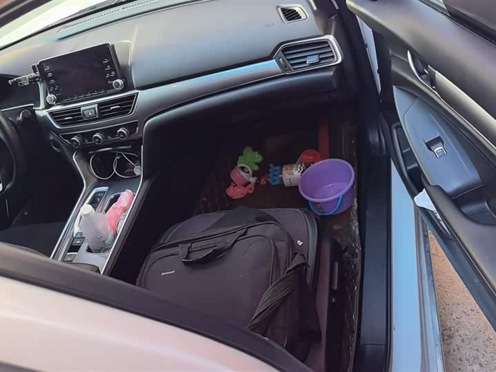 Honda Accord 2018 2018款 锐·混动 2.0L 锐领版 国V