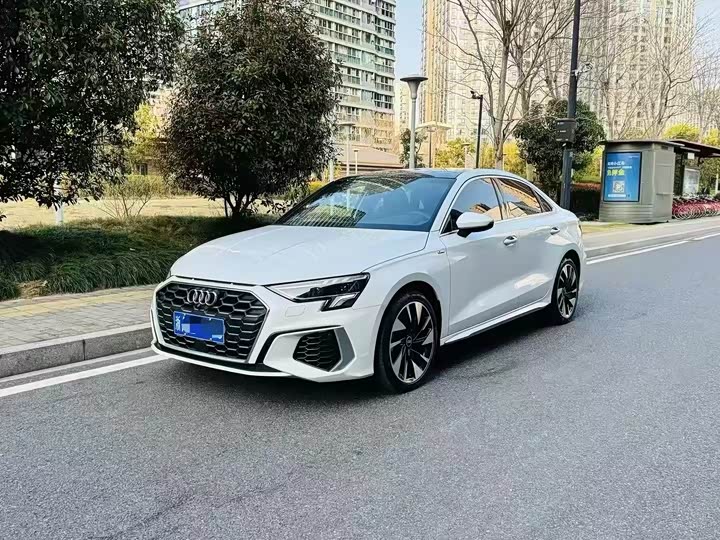 Фото 1 - Audi A3