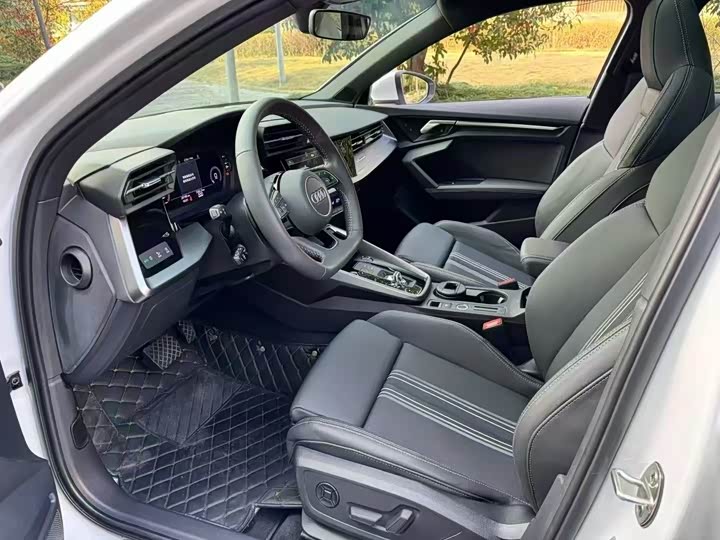 Фото 8 - Audi A3