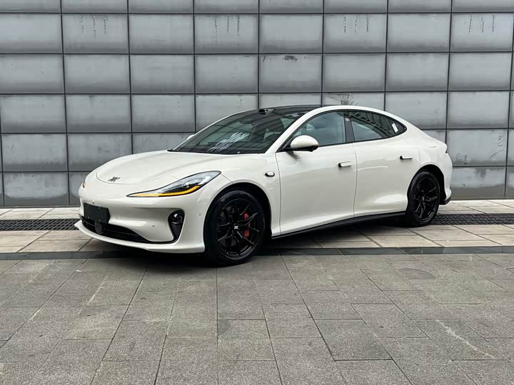2025 IM motors L6