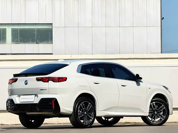BMW X2 2025 2025款 sDrive25i M运动套装