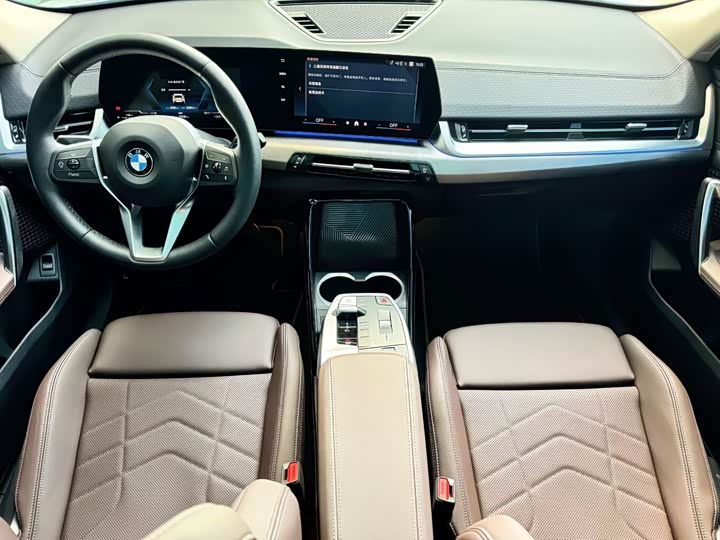 BMW X2 2025 2025款 sDrive25i M运动套装
