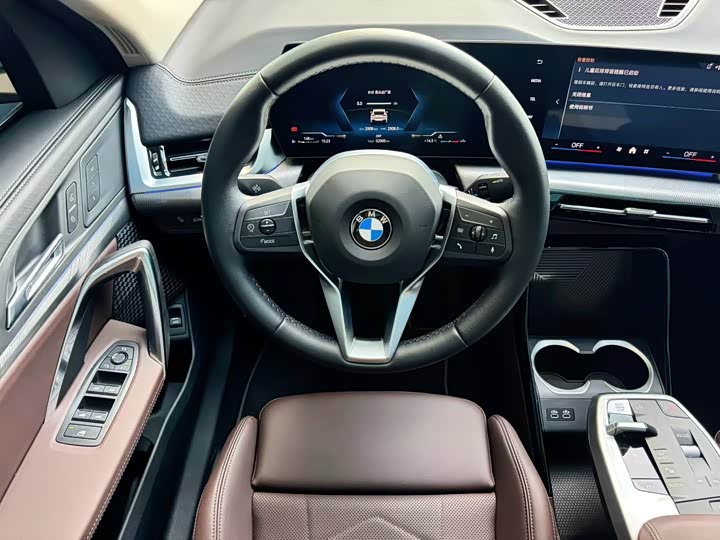 BMW X2 2025 2025款 sDrive25i M运动套装