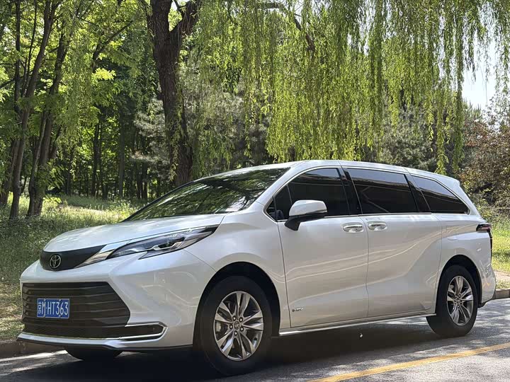 Toyota Sienna 2024 2024款 2.5L混动 舒适版