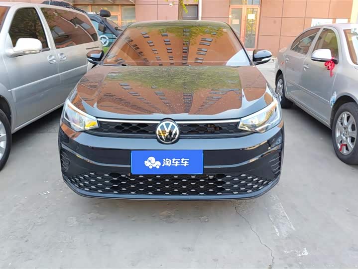 Photo 2 - Volkswagen Lavida