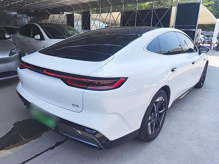 Geely Galaxy E8 2024 2024款 550km 后驱PRO