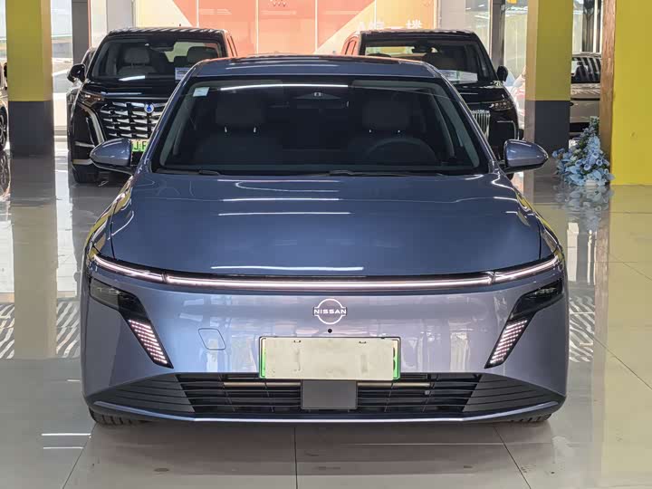 Zdjęcie 2 - Nissan N6