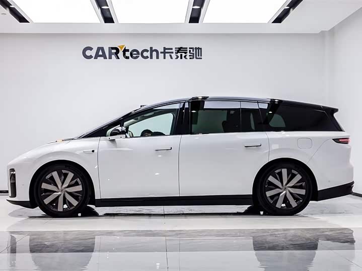 LiXiang i8 2025 2025款 标准版