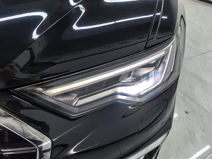 صورة 5 - Audi A6L