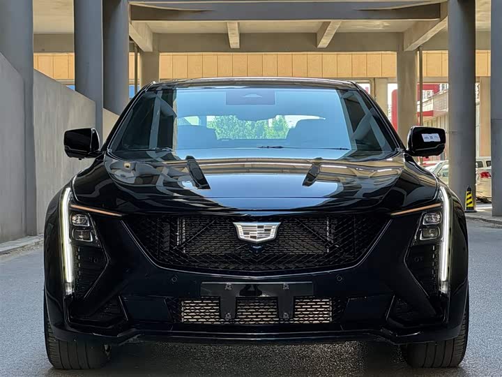 Cadillac CT5 2025 2025款 28T 赛道性能版