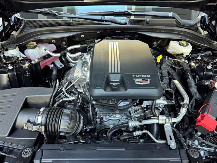 Cadillac CT5 2025 2025款 28T 赛道性能版