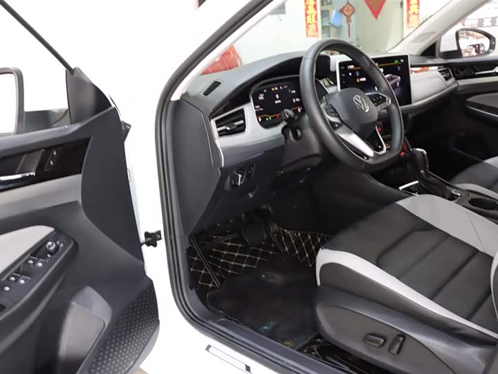 Фото 8 - Volkswagen Bora