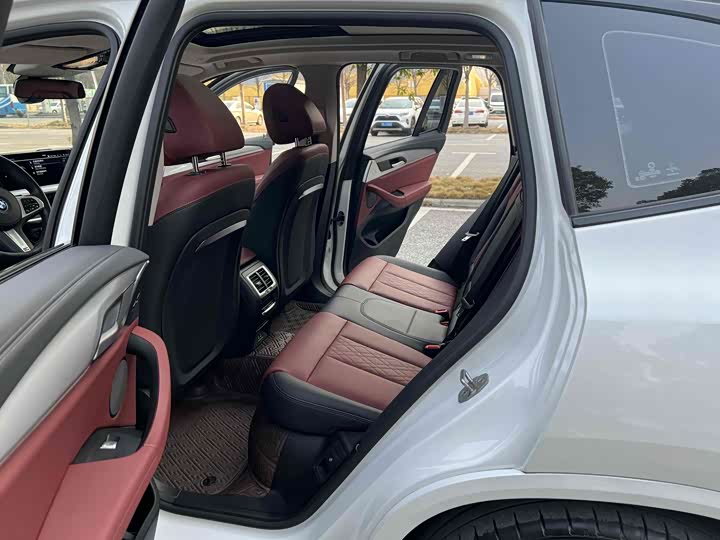 Фото 5 - BMW iX3