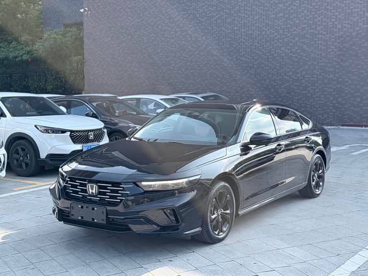 Honda Accord 2025 2025款 运动系列 260TURBO 豪华版