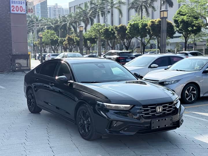 Honda Accord 2025 2025款 运动系列 260TURBO 豪华版