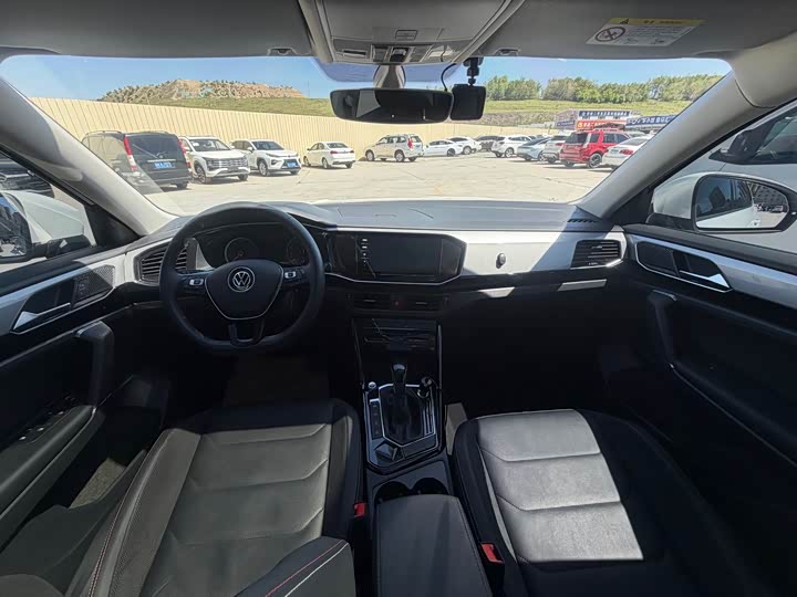 Volkswagen Tayron 2021 2021款 330TSI 两驱豪华智联版