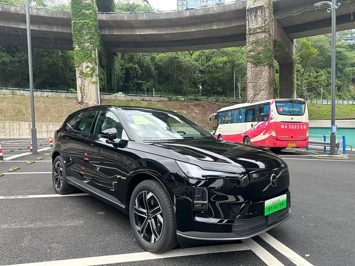 Volvo XC70 Hybrid 2026 2026款 两驱长续航Core