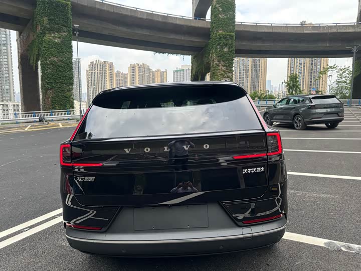Volvo XC70 Hybrid 2026 2026款 两驱长续航Core
