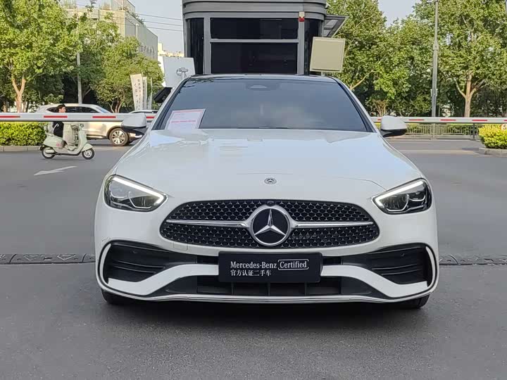 صورة 3 - Mercedes-Benz C-Class Hybrid