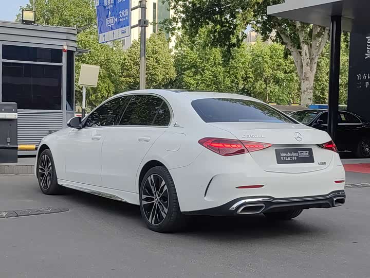 صورة 6 - Mercedes-Benz C-Class Hybrid