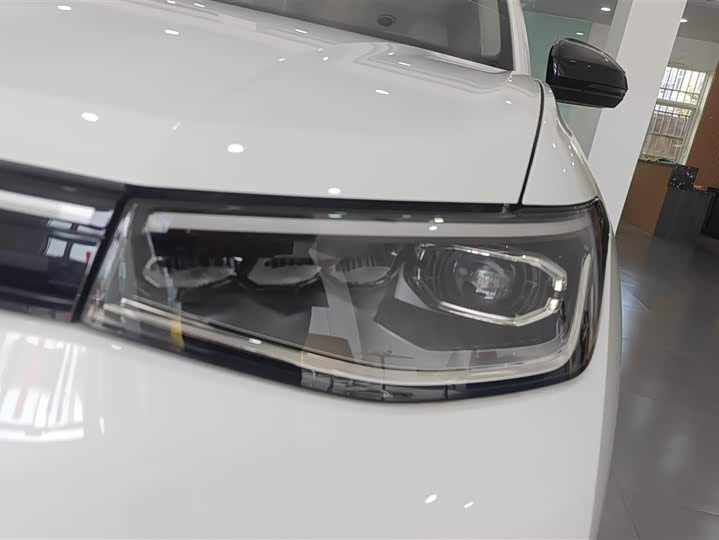 Volkswagen Tharu 2025 2025款 新锐 300TSI 锐意版