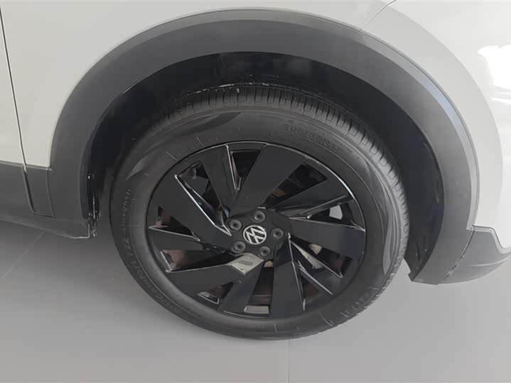 Volkswagen Tharu 2025 2025款 新锐 300TSI 锐意版