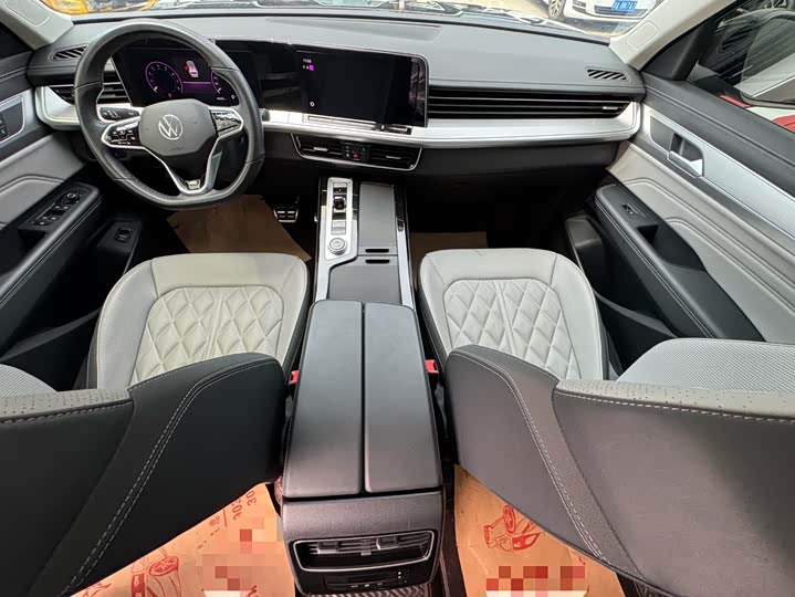 Volkswagen Tavendor 2024 2024款 380TSI 四驱R-Line巡游版