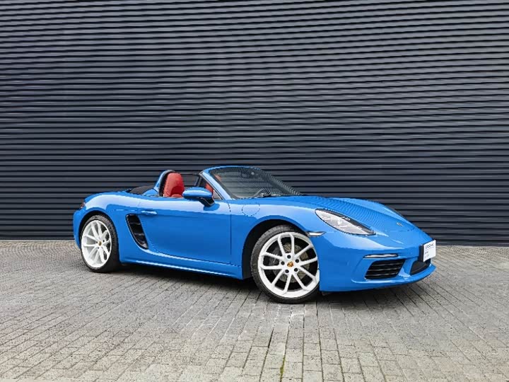 2023 Porsche 718