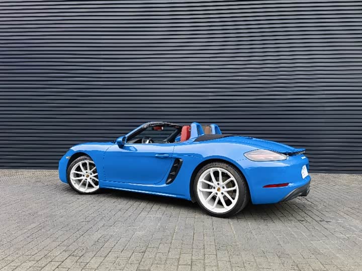 2023 Porsche 718