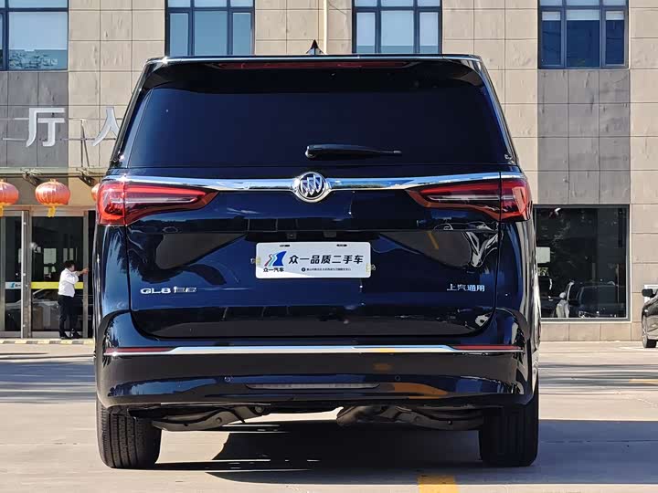 Zdjęcie 6 - Buick GL8 ES