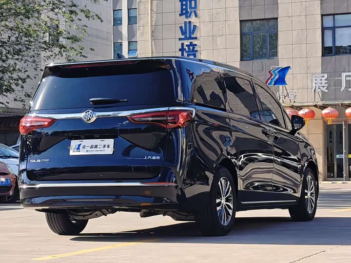 Zdjęcie 7 - Buick GL8 ES