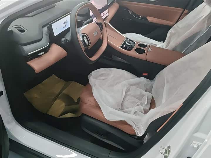 Geely Galaxy L6 2025 2025款 EM-i 140km 探索+版