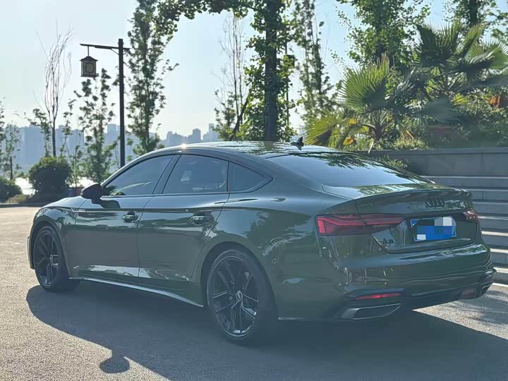 Photo 4 - Audi A5